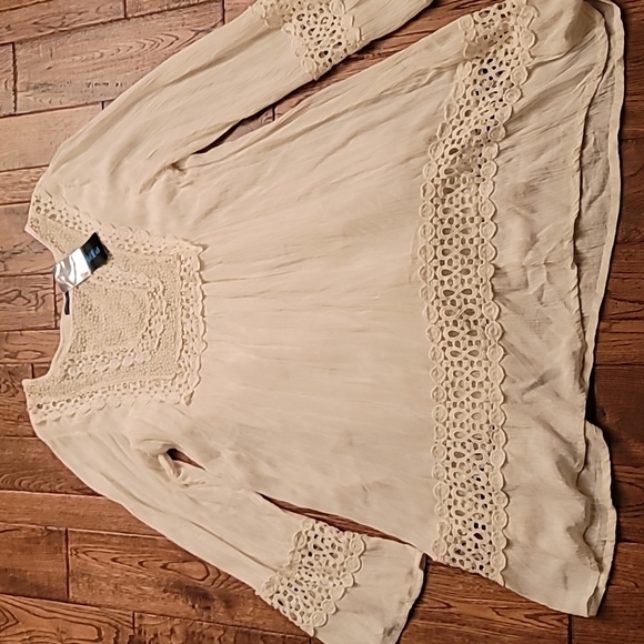 Bella Moda Cream Dress or Coverup - Picture 1 of 6